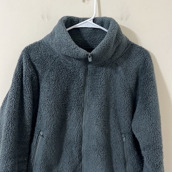 Athleta Tugga Sherpa Jacket Bali Green Size Medium - Picture 3 of 10